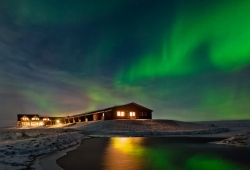 Nordlichter in Island  (Bild:  aurora borealis - hotel ranga, heather buckley, CC BY)