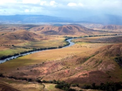 Grenze zwischen Guyana und Brasilien Grenze zwischen Guyana und Brasilien (Bild: Brazil-Guyana Border, David Stanley, CC BY)