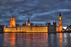 (Bild: The British Parliament and Big Ben, Maurice, CC BY)