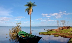 Río Paraná in Paraguay Río Paraná in Paraguay (Bild: 546_R_Parana, https://www.flickr.com/photos/queulat00/6828894110/, CC BY)