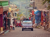 Gringo Row, majunznk, CC BY-ND, flickr