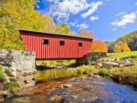 neuengland-covered-bridge-in-the-fall, Foto: Shutterstock