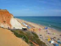 Bild:  Timo Newton-Syms, Praia da Falésia, flickr, CC BY-SA