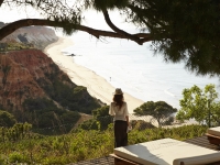 Bild:  PortoBay Hotels & Resorts, hotel PORTOBAY FALÉSIA . Lounge, flickr, CC BY-ND