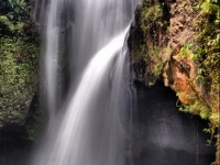 kemenuh waterfall view, I Made Yanuarta DPY [CC BY 2.0, flickr]