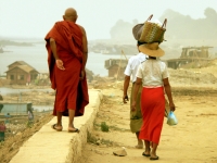Irrawaddy, Straße nach Mandalay, Foto: Asien Special Tours