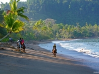 Reiter am Strand, Foto: travel-to-nature