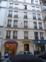 Paris Legendre - Reiseangebote